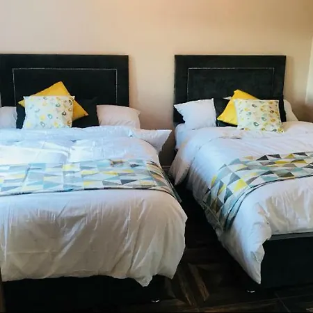 Maggie Janes Carlingford Omealth