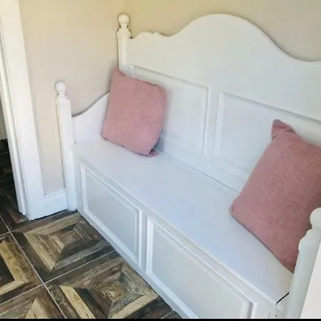 Maggie Janes Carlingford Omealth Holiday home *