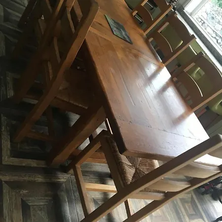 Maggie Janes Carlingford Omealth 度假居 O Meith