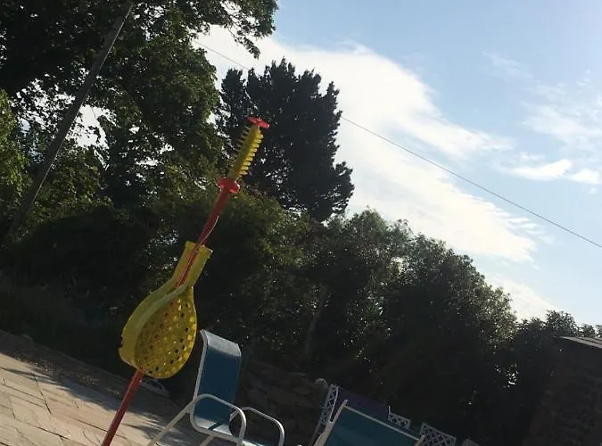 Maggie Janes Carlingford Omealth * O Meith