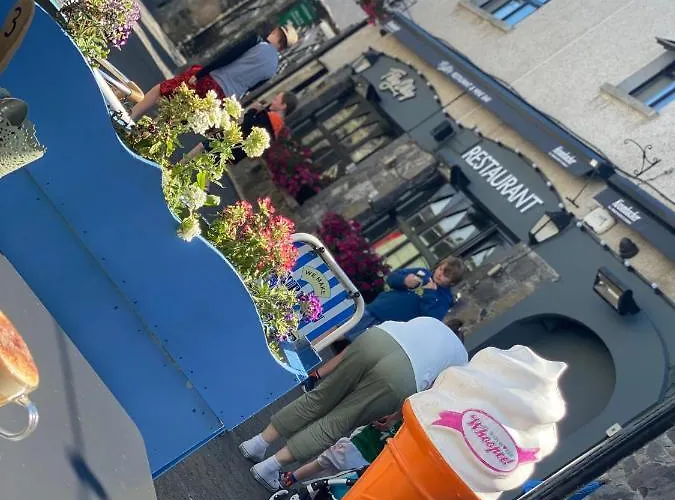 Maggie Janes Carlingford Omealth O Meith